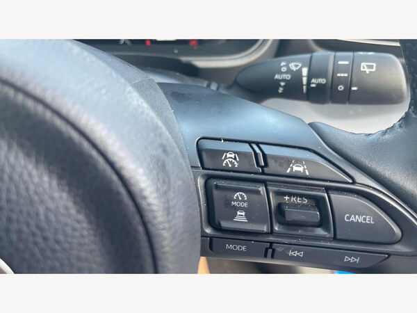 Used Toyota Yaris 2024 for sale - 75563084: Photo 35