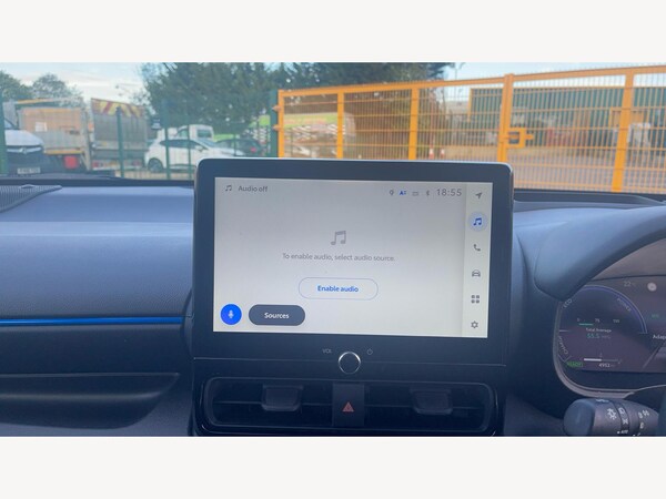 Used Toyota Yaris 2024 for sale - 75563084: Photo 9