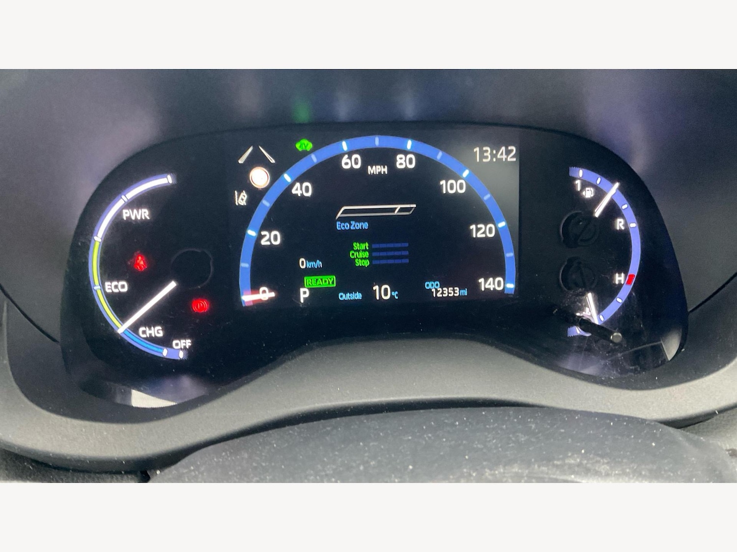 Used Toyota Yaris Cross 2022 for sale - 76424814: Photo 28