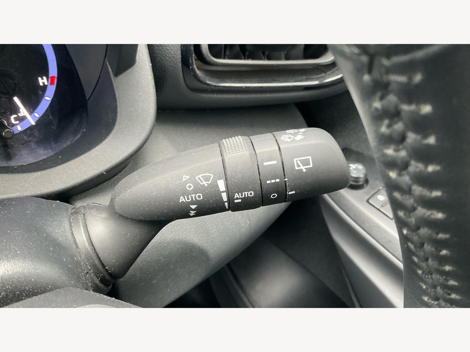 Used Toyota Yaris Cross 2022 for sale - 76424814: Photo 31