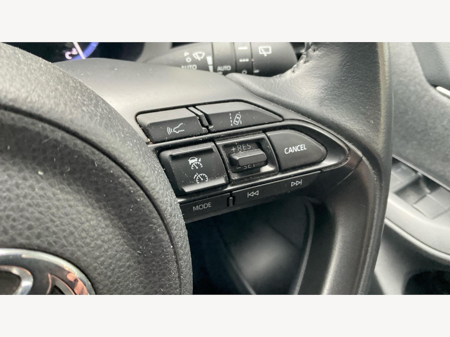 Used Toyota Yaris Cross 2022 for sale - 76424814: Photo 33