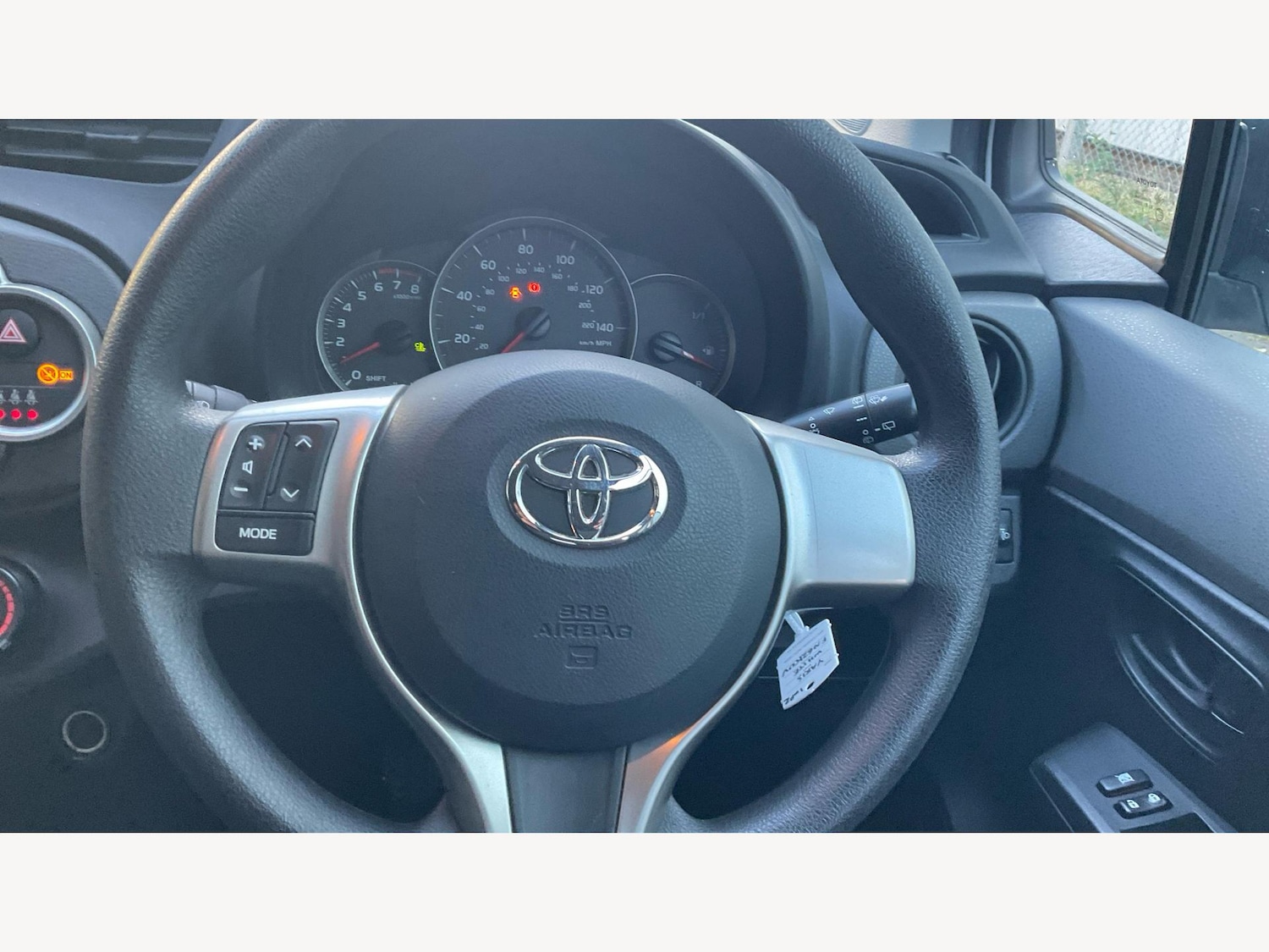 Used Toyota Yaris 2012 for sale - 76800949: Photo 10