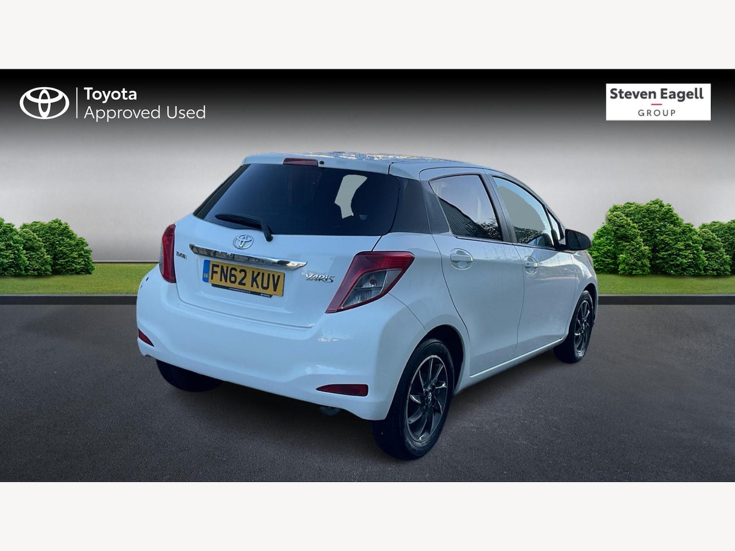 Used Toyota Yaris 2012 for sale - 76800949: Photo 2
