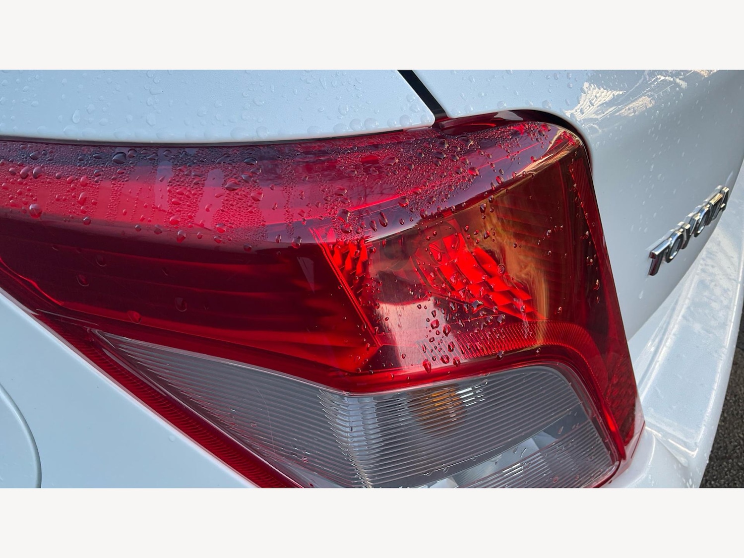 Used Toyota Yaris 2012 for sale - 76800949: Photo 25