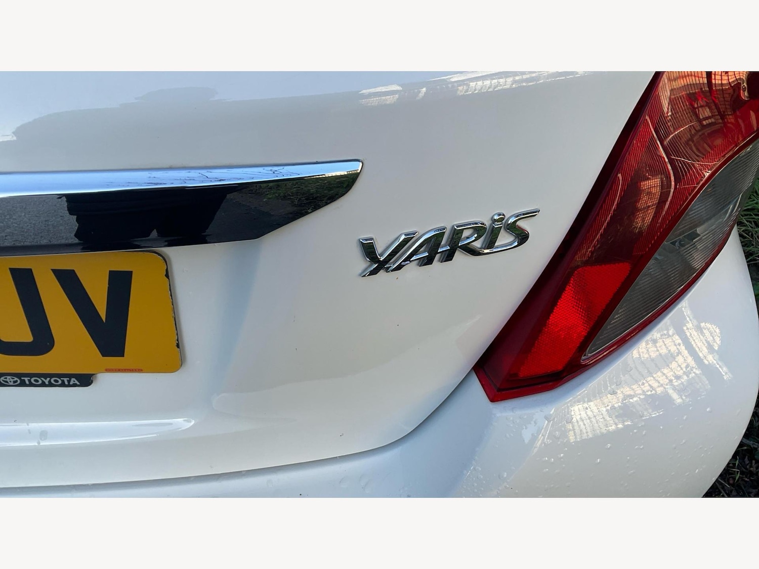 Used Toyota Yaris 2012 for sale - 76800949: Photo 27