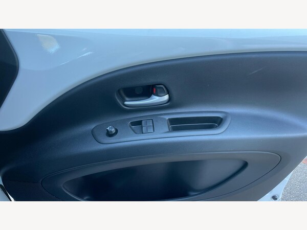 Used Toyota Aygo X 2024 for sale - 75978314: Photo 33