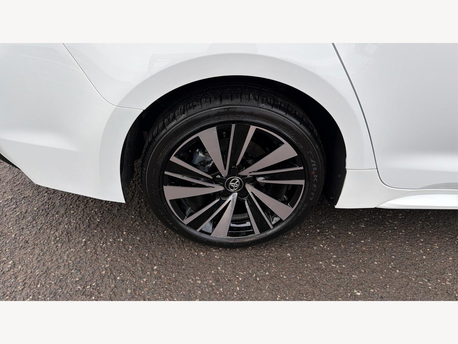 Used Toyota Corolla for sale - 77793582: Photo 24