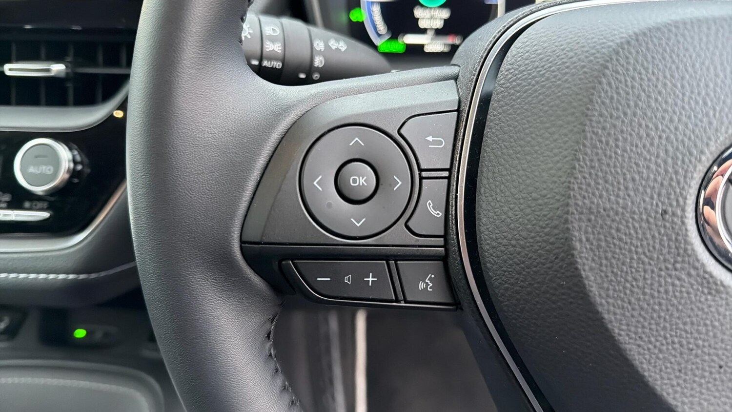 Used Toyota Corolla for sale - 77793582: Photo 34