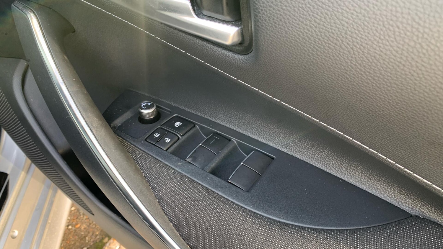 Used Toyota Corolla 2023 for sale - 76702187: Photo 33