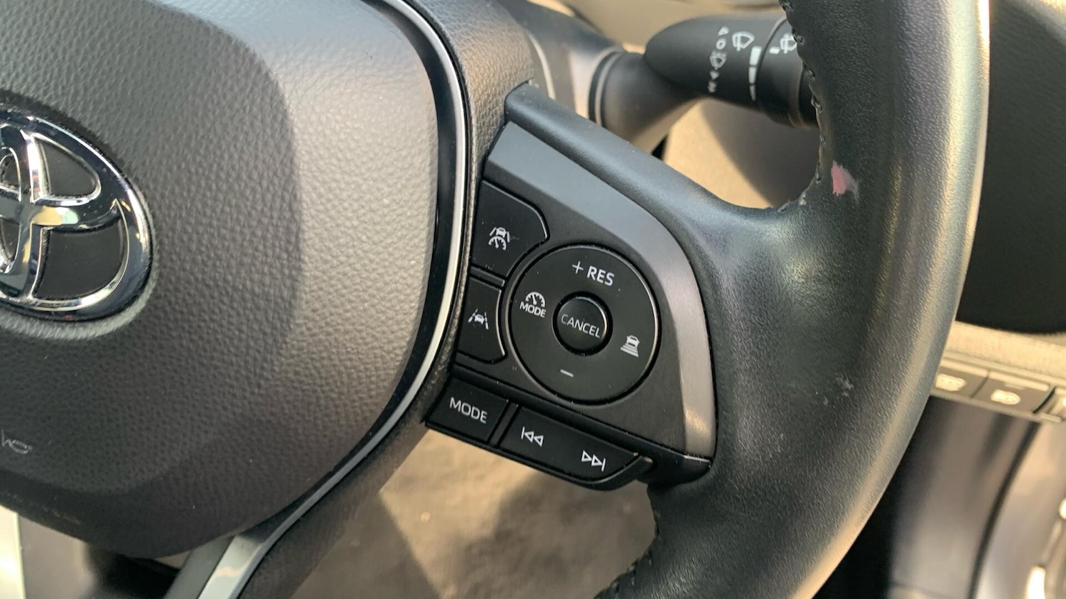 Used Toyota Corolla 2023 for sale - 76702187: Photo 34