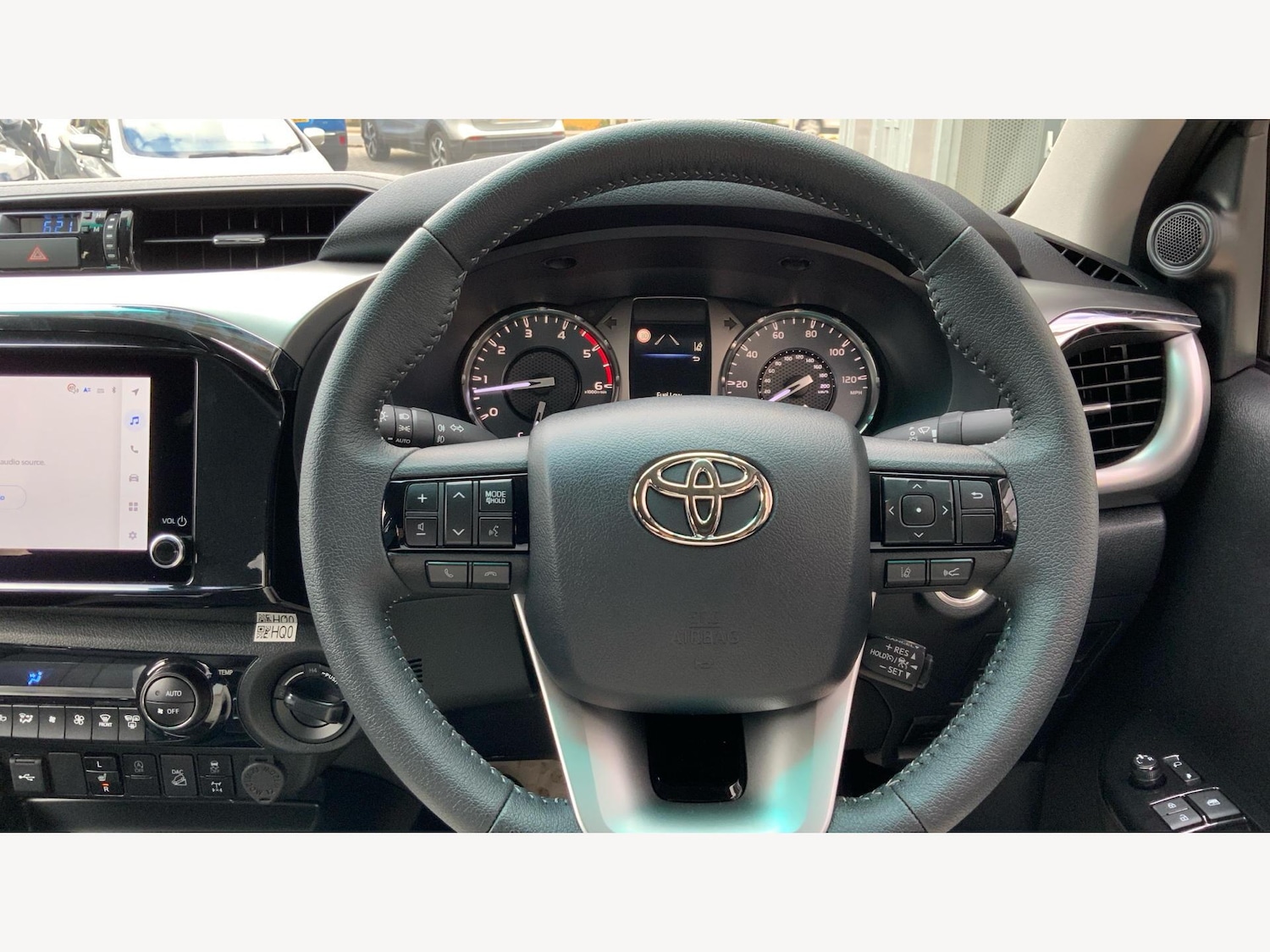 Used Toyota Hilux 2025 for sale - 76398056: Photo 10