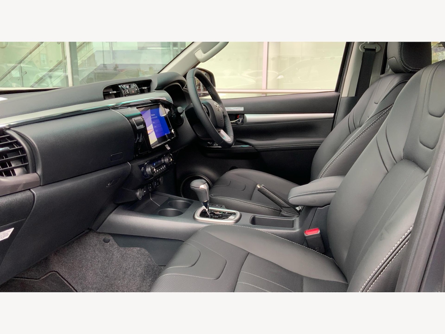 Used Toyota Hilux 2025 for sale - 76398056: Photo 12