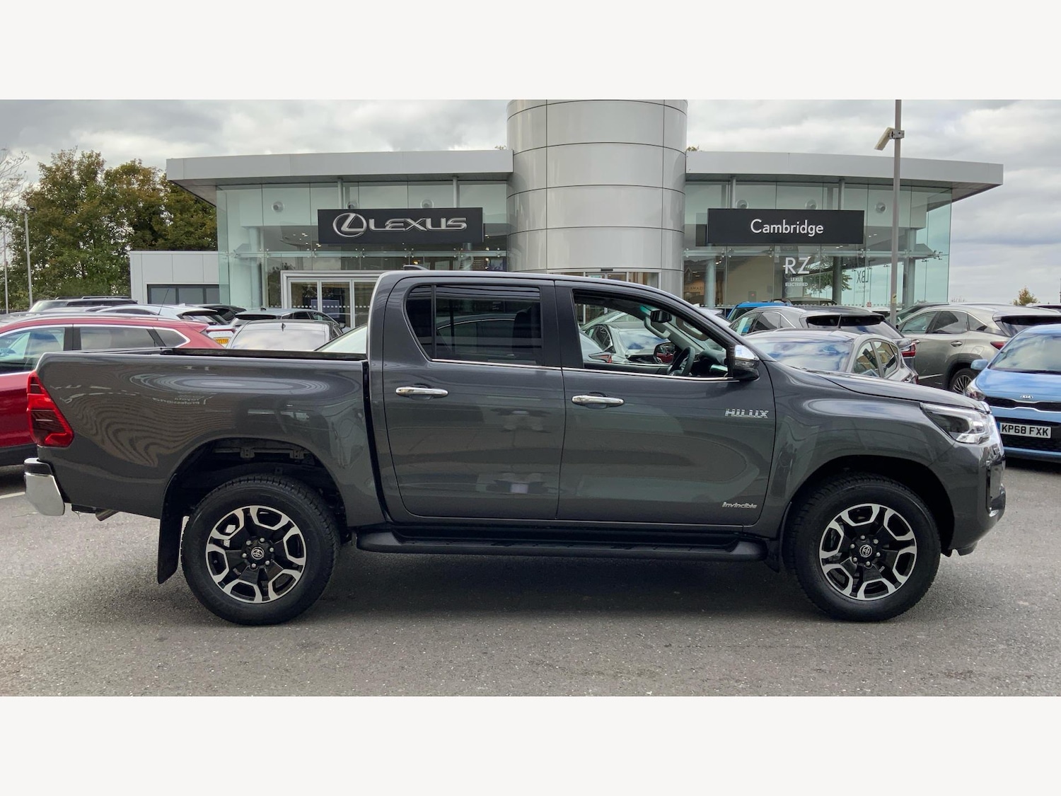 Used Toyota Hilux 2025 for sale - 76398056: Photo 18