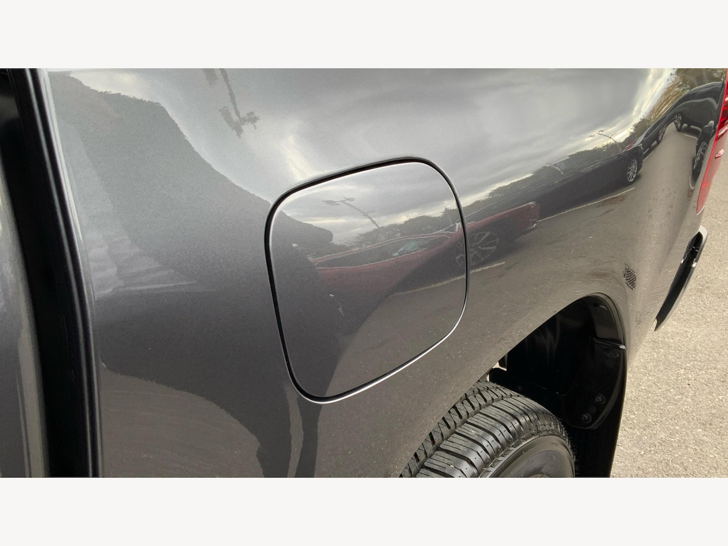 Used Toyota Hilux 2025 for sale - 76398056: Photo 27