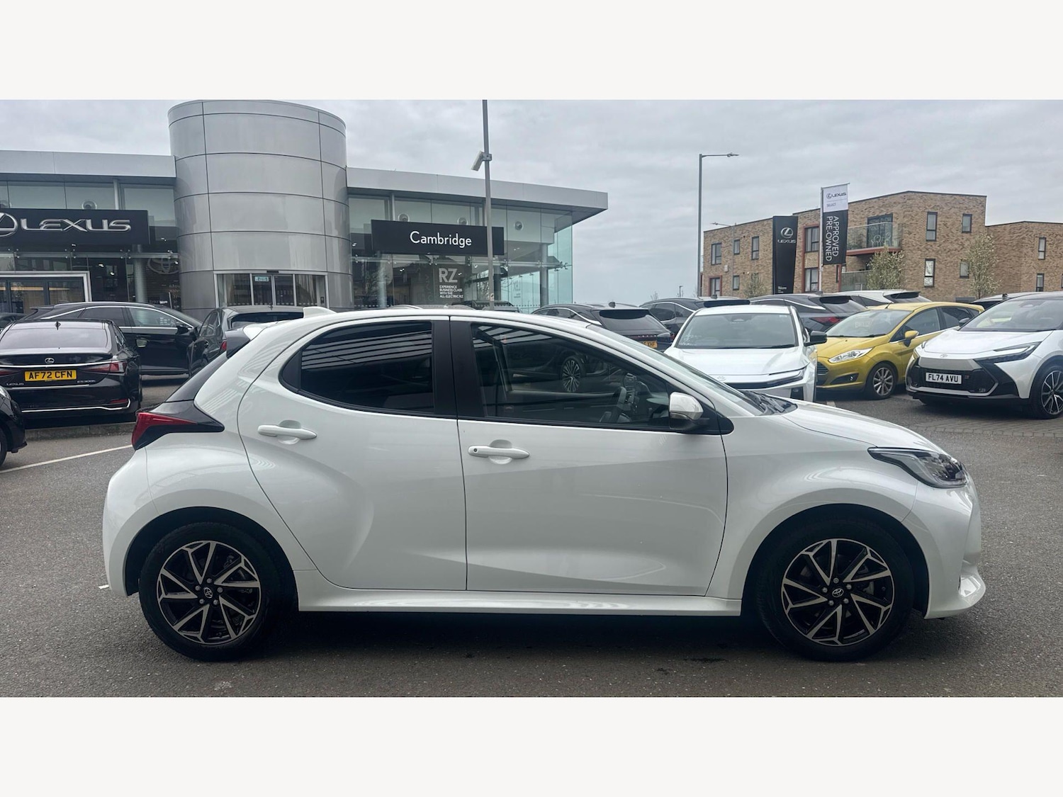 Used Toyota Yaris 2023 for sale - 78157124: Photo 25