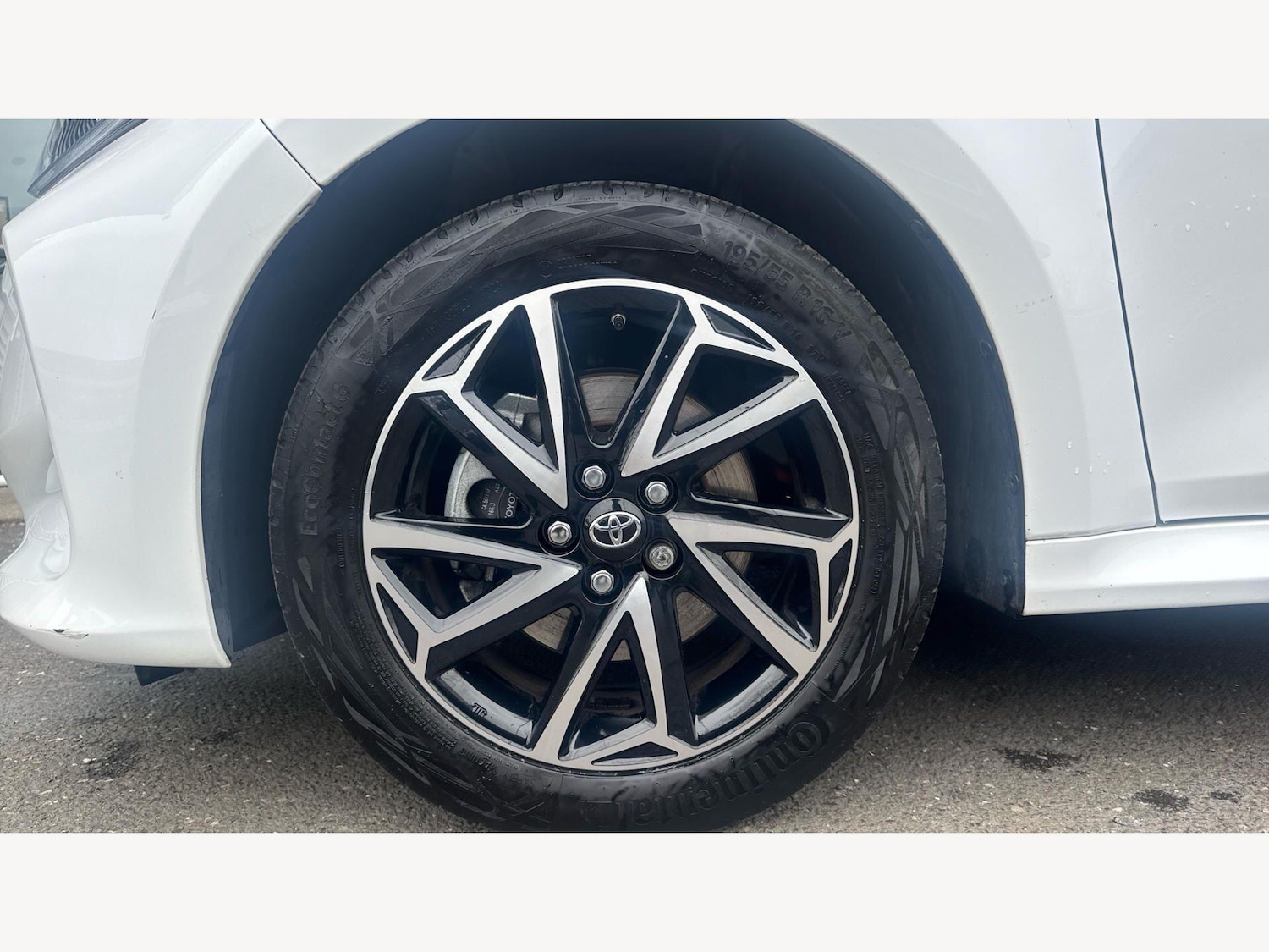 Used Toyota Yaris 2023 for sale - 78157124: Photo 27