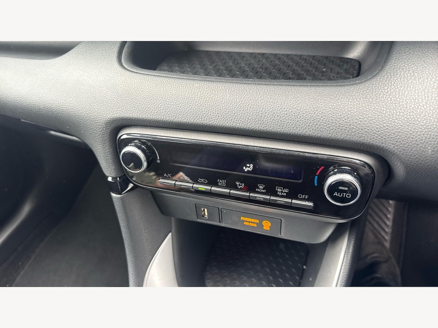 Used Toyota Yaris 2023 for sale - 78157124: Photo 38