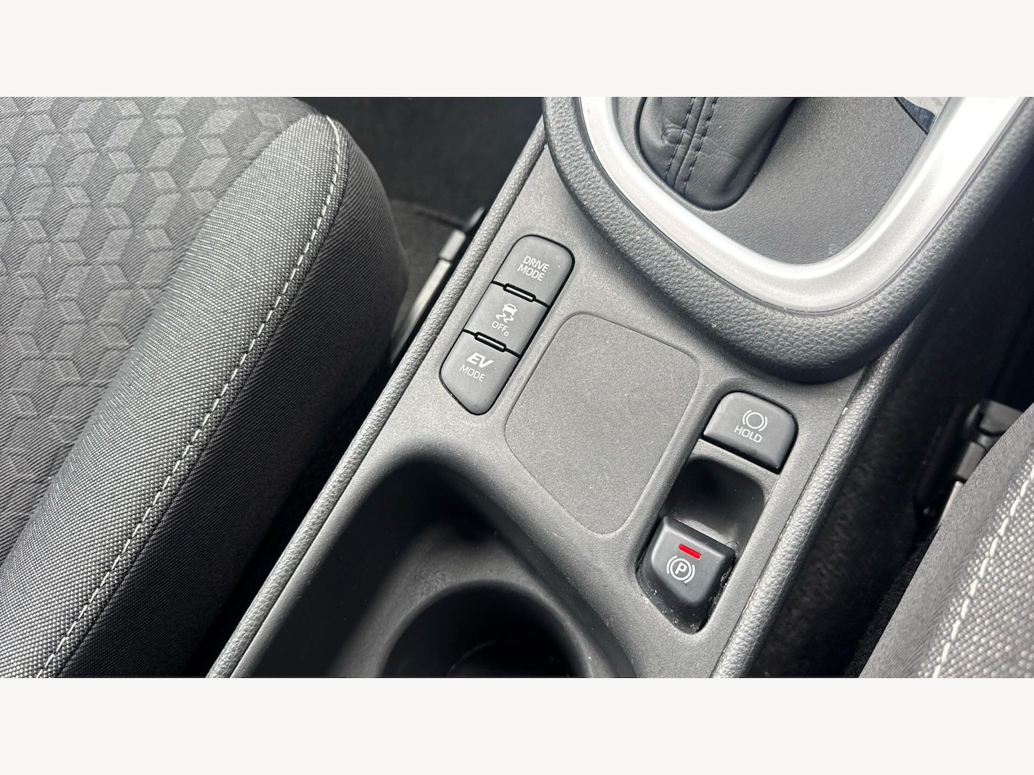 Used Toyota Yaris 2023 for sale - 78157124: Photo 39