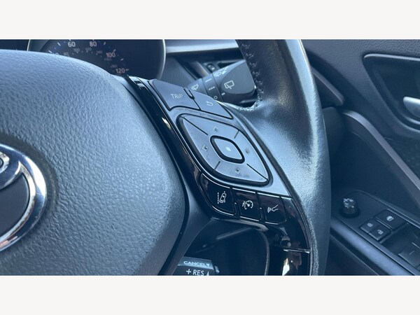Used Toyota C-HR 2022 for sale - 76071822: Photo 25