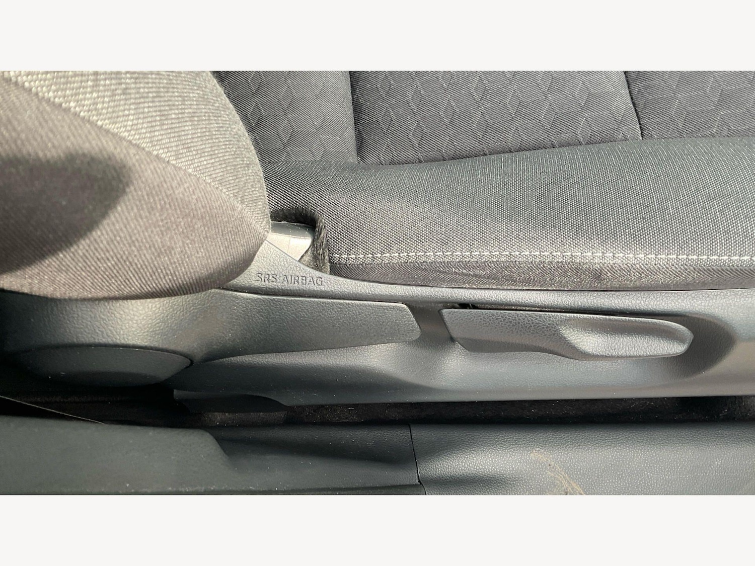 Used Toyota Yaris 2022 for sale - 78100525: Photo 23