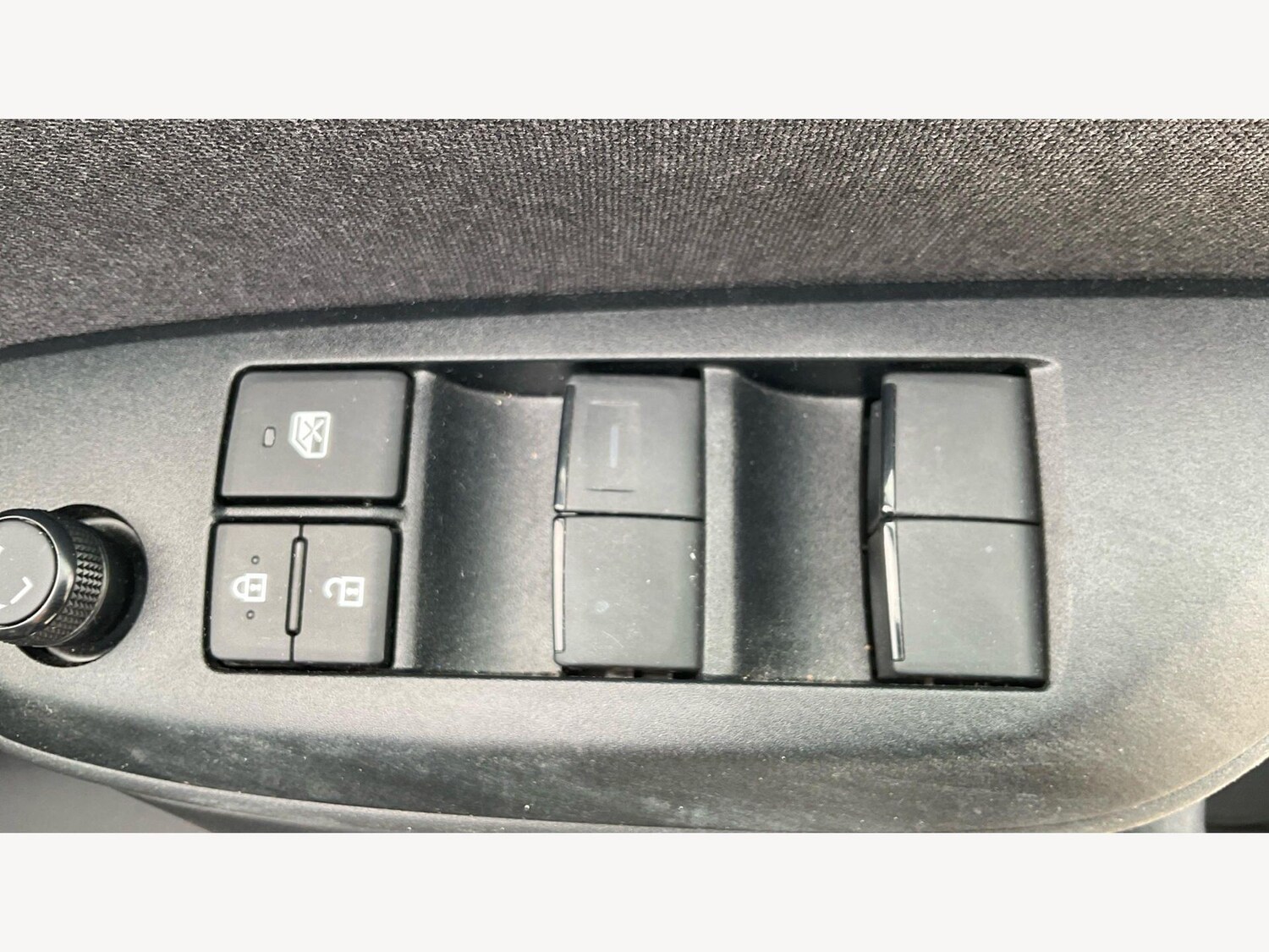 Used Toyota Yaris 2022 for sale - 78100525: Photo 25