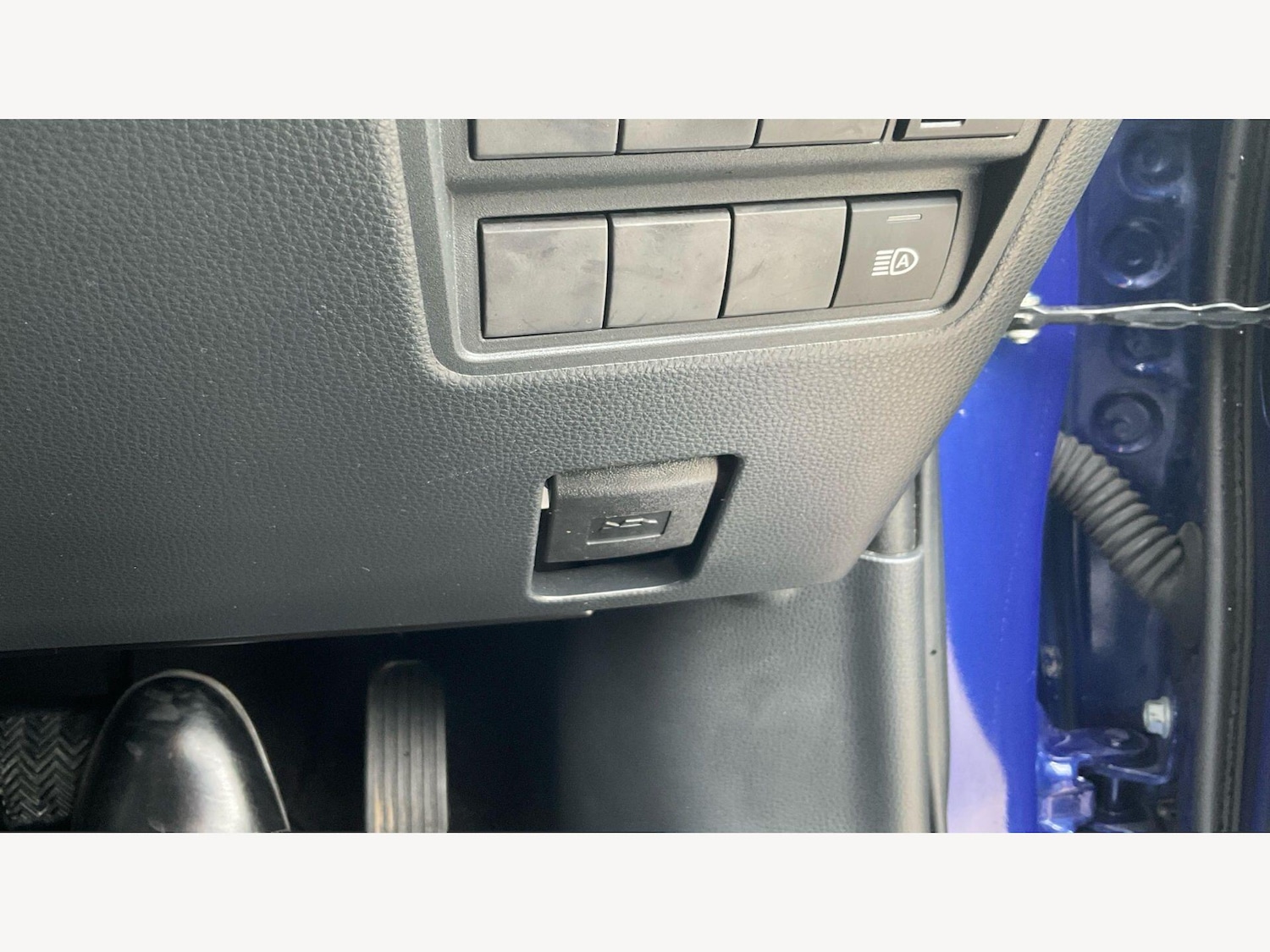 Used Toyota Yaris 2022 for sale - 78100525: Photo 37