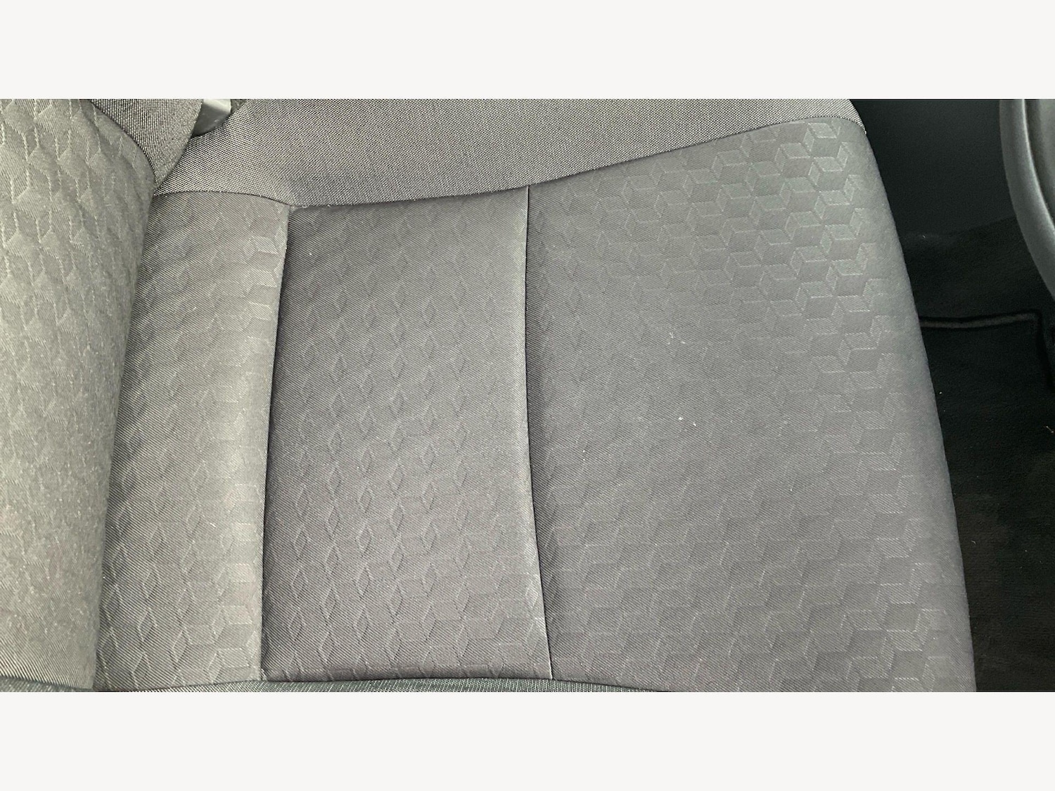 Used Toyota Yaris 2022 for sale - 78100525: Photo 39