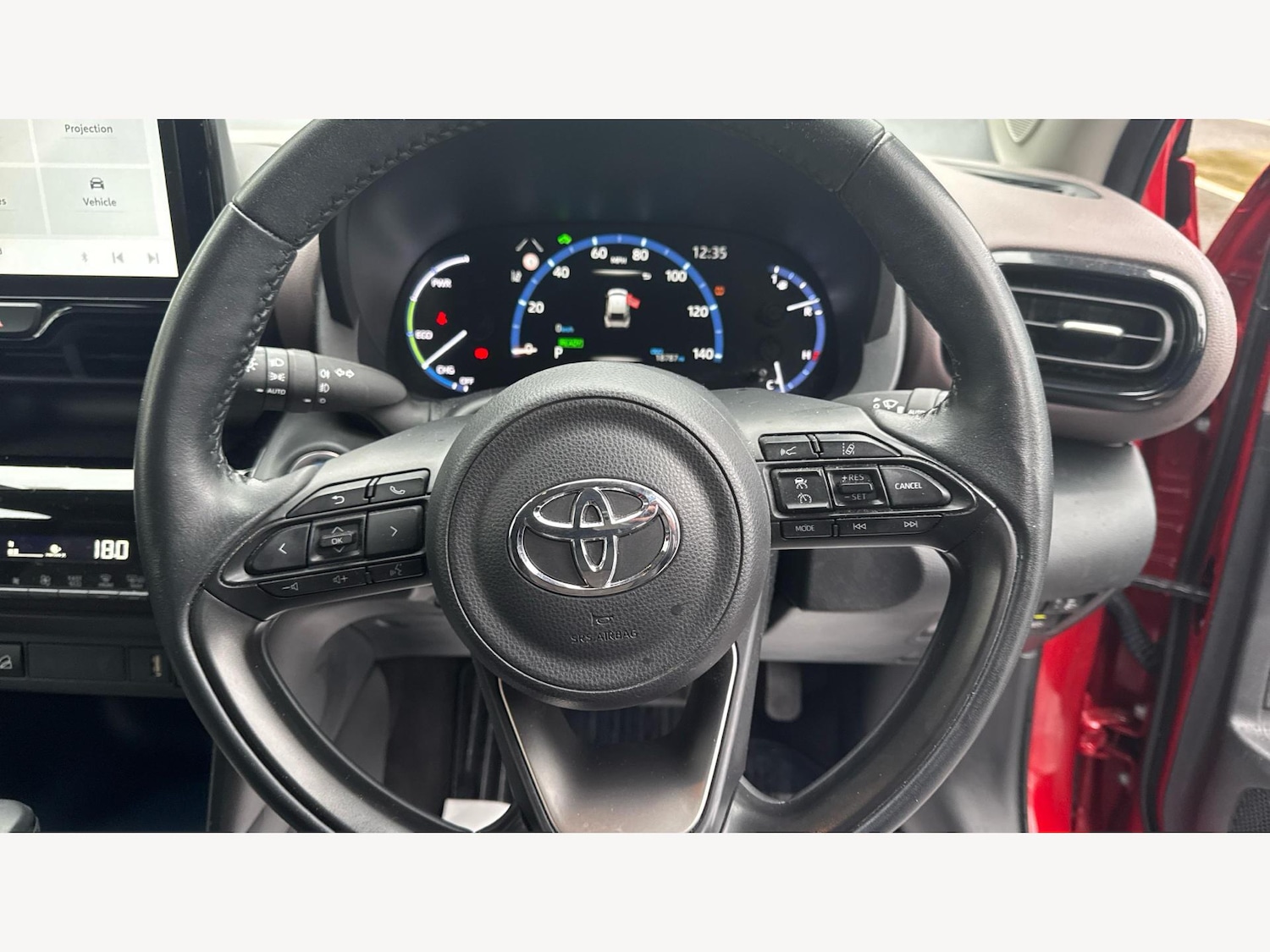 Used Toyota Yaris Cross 2023 for sale - 76425825: Photo 10