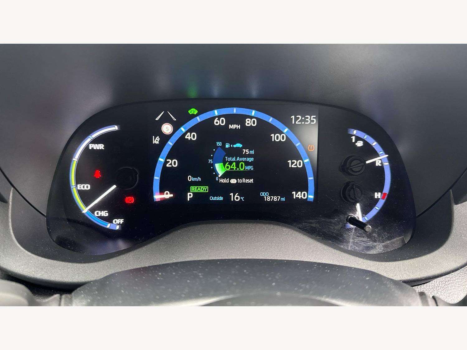 Used Toyota Yaris Cross 2023 for sale - 76425825: Photo 11