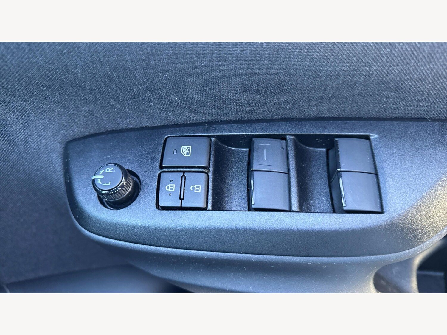 Used Toyota Yaris 2025 for sale - 78072722: Photo 29