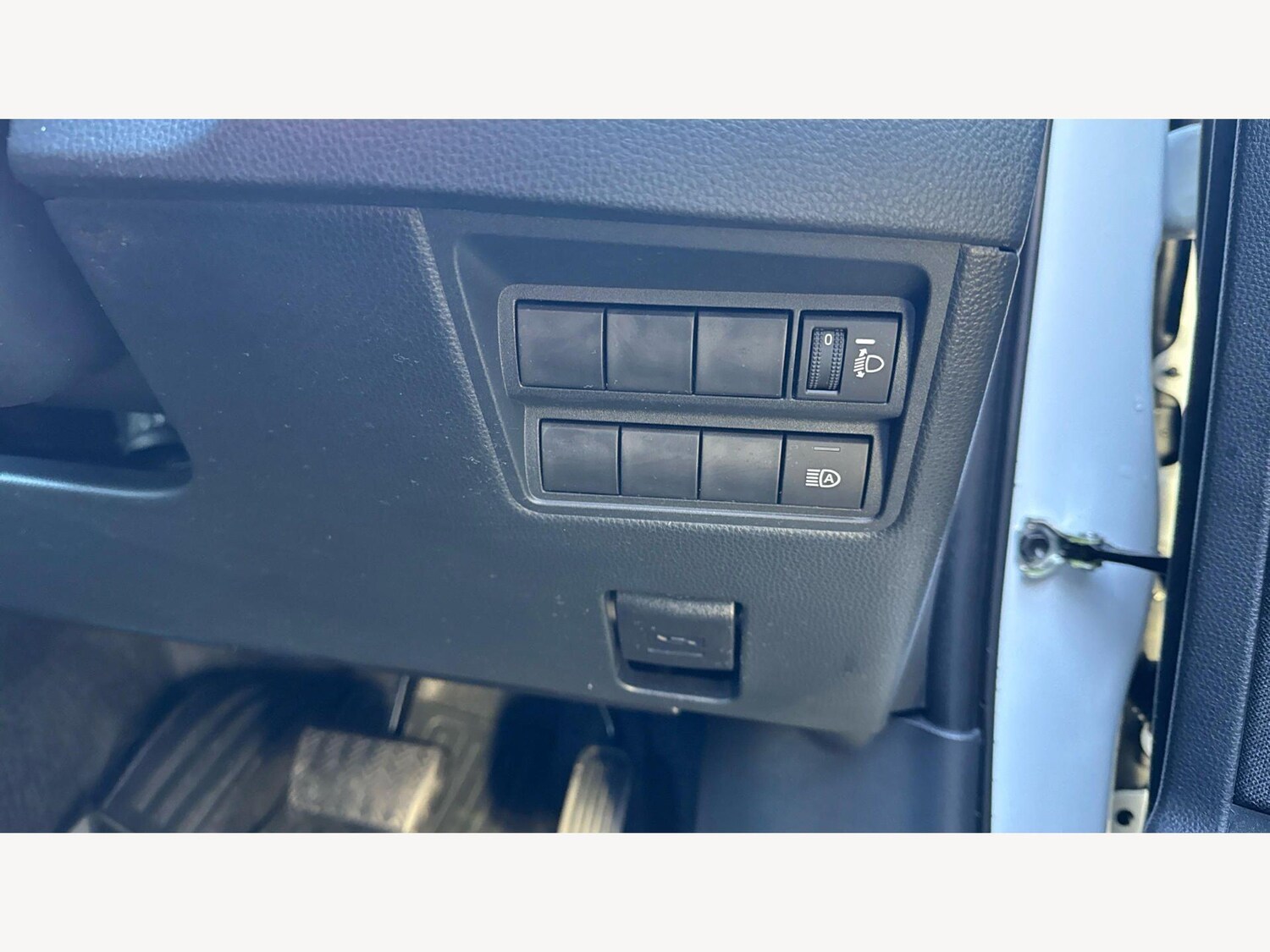 Used Toyota Yaris 2025 for sale - 78072722: Photo 30