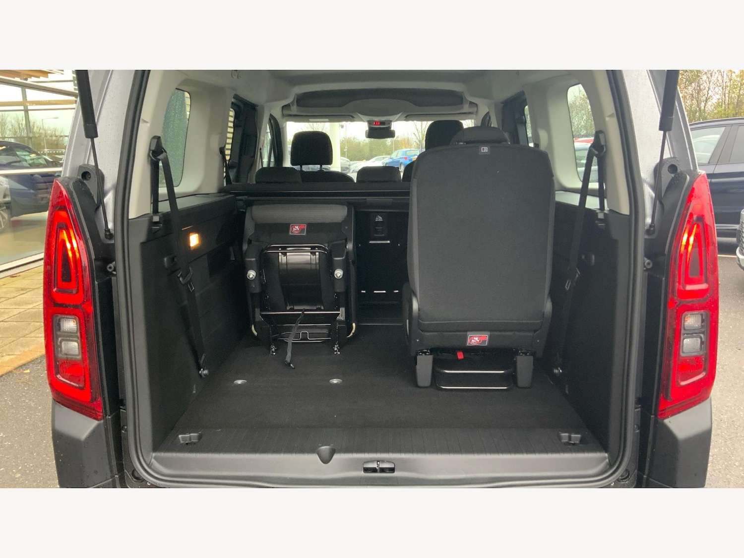 Used Toyota PROACE CITY Verso 2024 for sale - 76597388: Photo 16