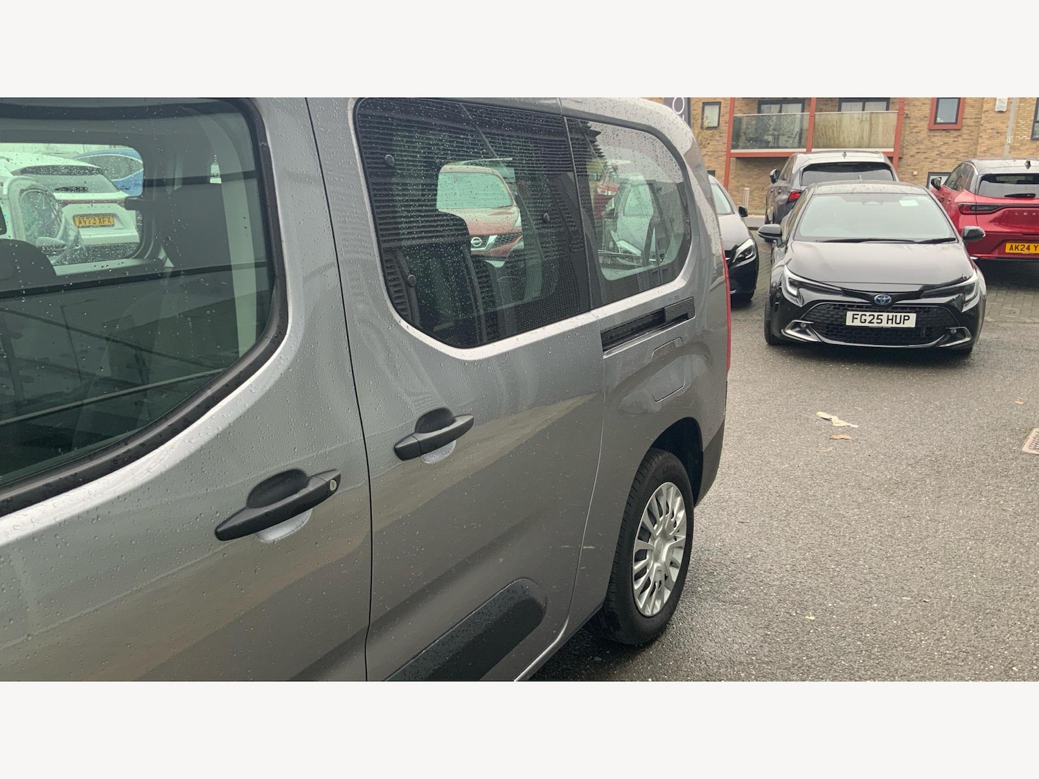 Used Toyota PROACE CITY Verso 2024 for sale - 76597388: Photo 25