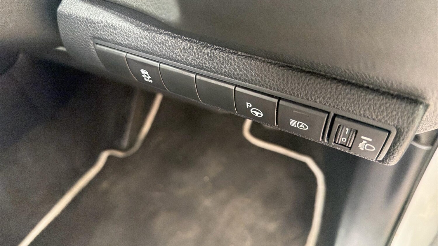 Used Toyota Corolla 2020 for sale - 77625749: Photo 32