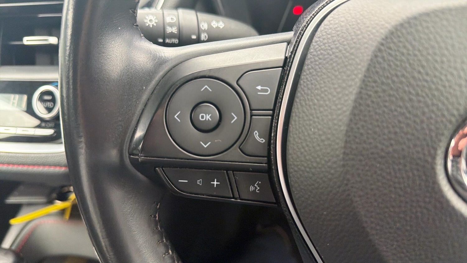 Used Toyota Corolla 2020 for sale - 77625749: Photo 34