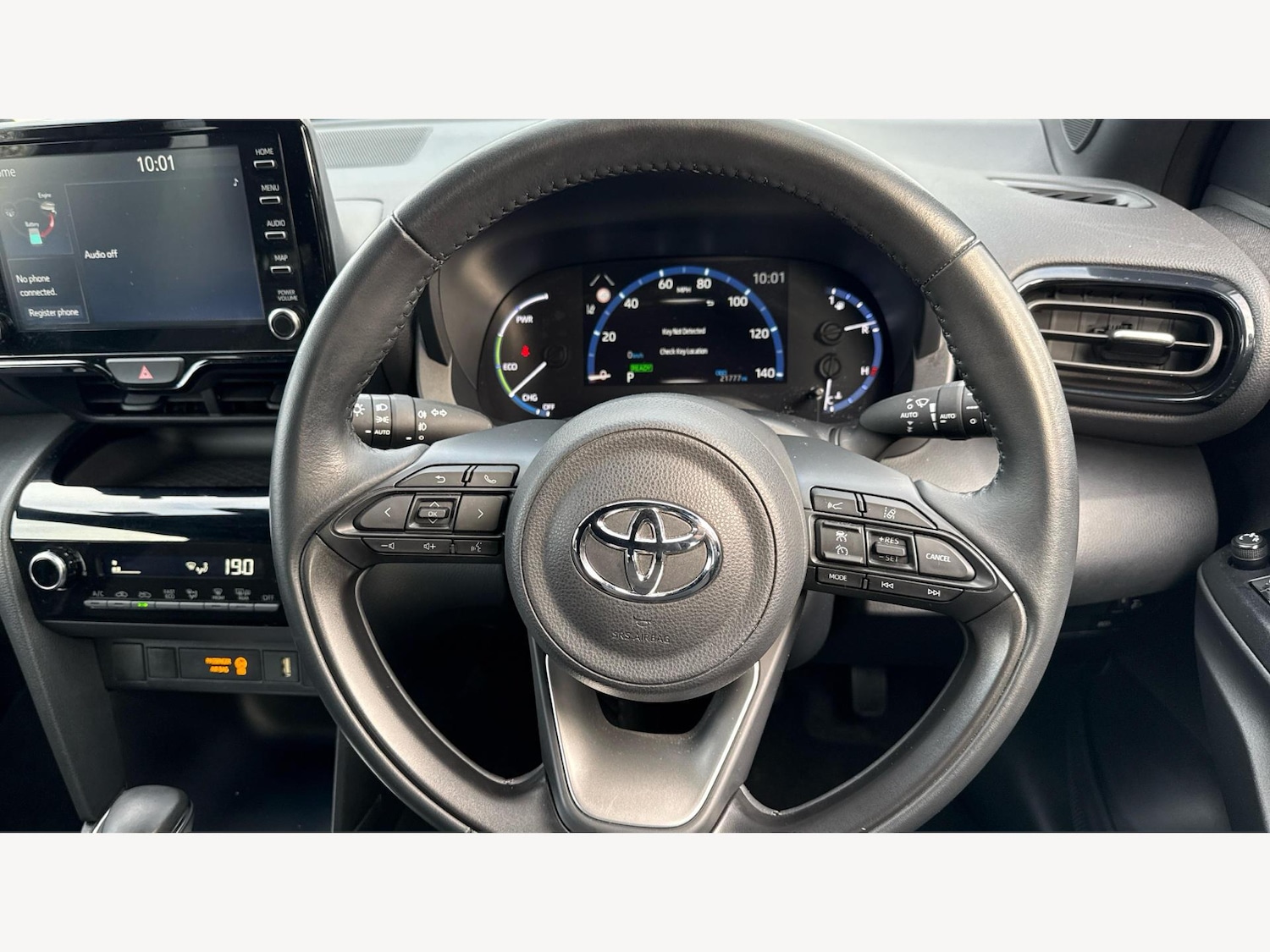 Used Toyota Yaris Cross 2022 for sale - 76802395: Photo 10