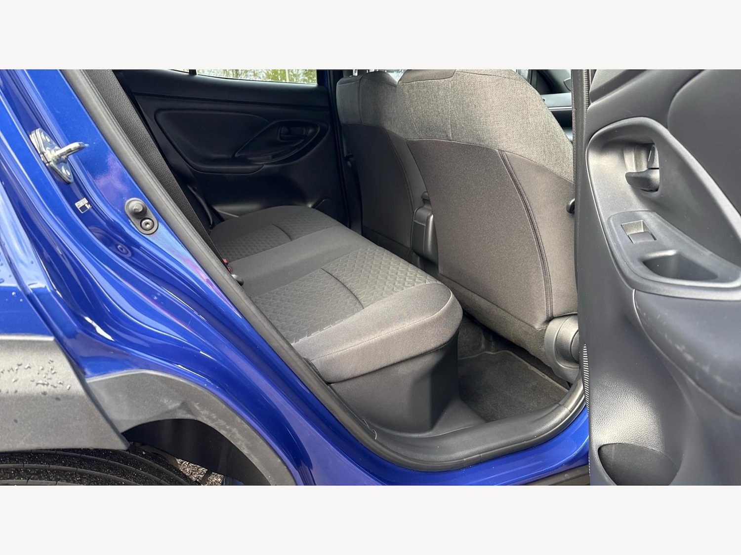 Used Toyota Yaris Cross 2022 for sale - 76802395: Photo 14