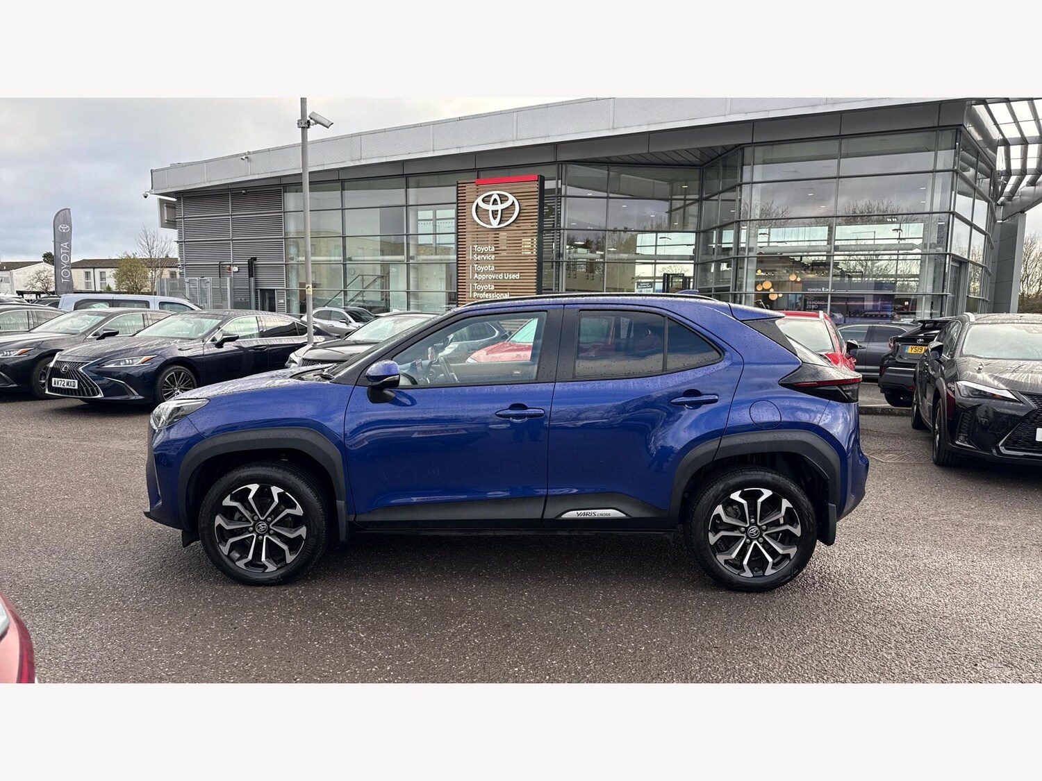 Used Toyota Yaris Cross 2022 for sale - 76802395: Photo 19