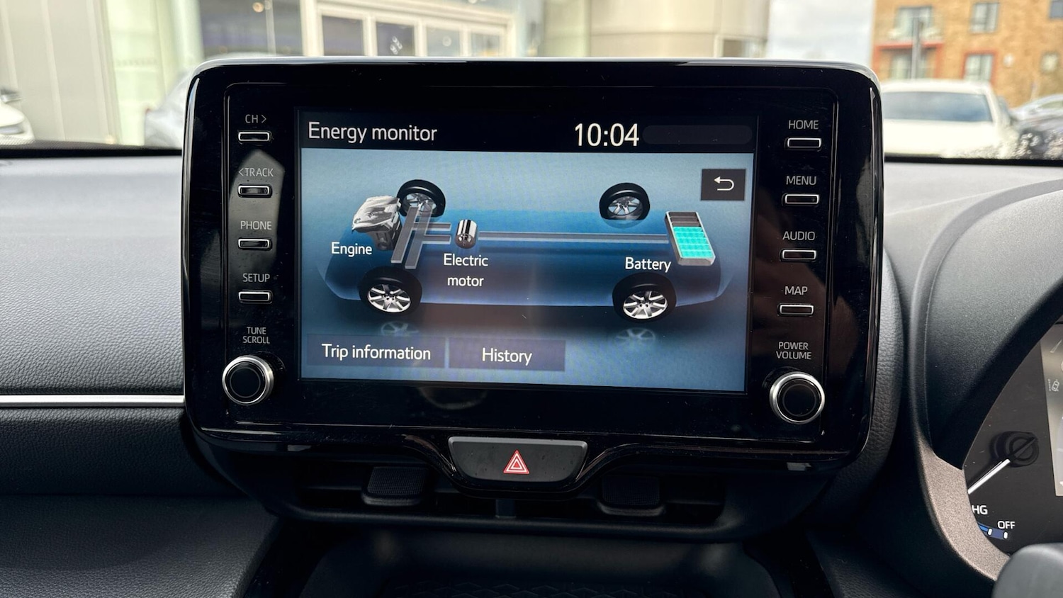 Used Toyota Yaris Cross 2022 for sale - 76802395: Photo 40