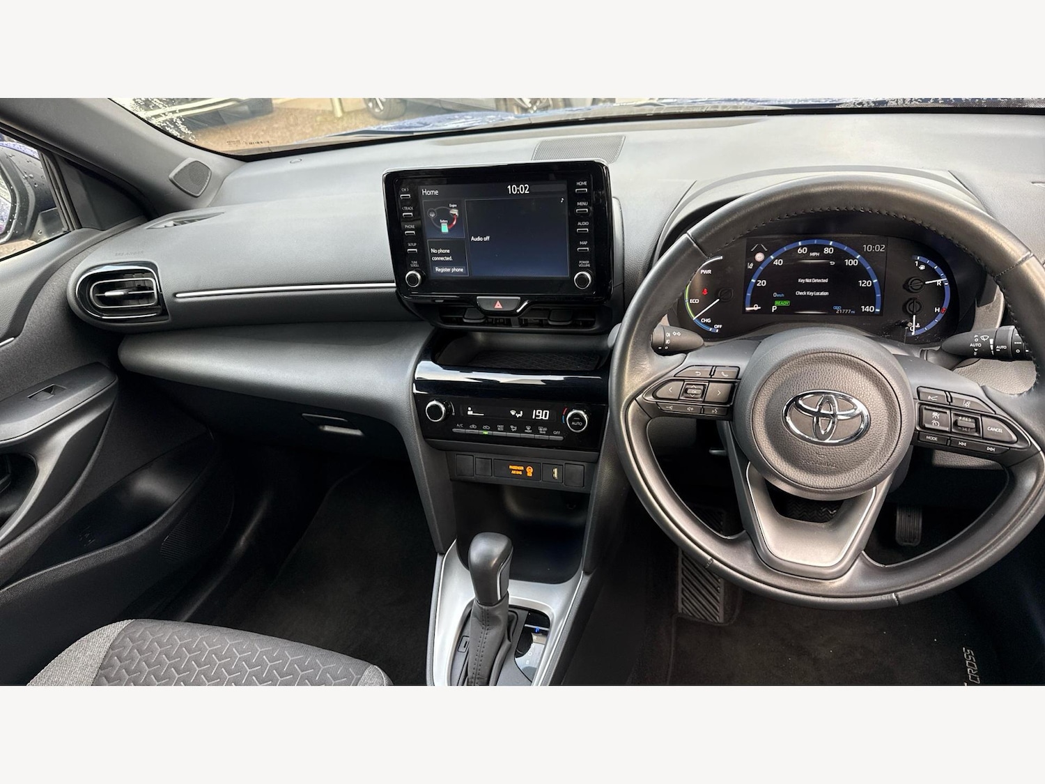 Used Toyota Yaris Cross 2022 for sale - 76802395: Photo 7