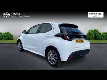 Used Toyota Yaris 2022 for sale - 74738636: Photo