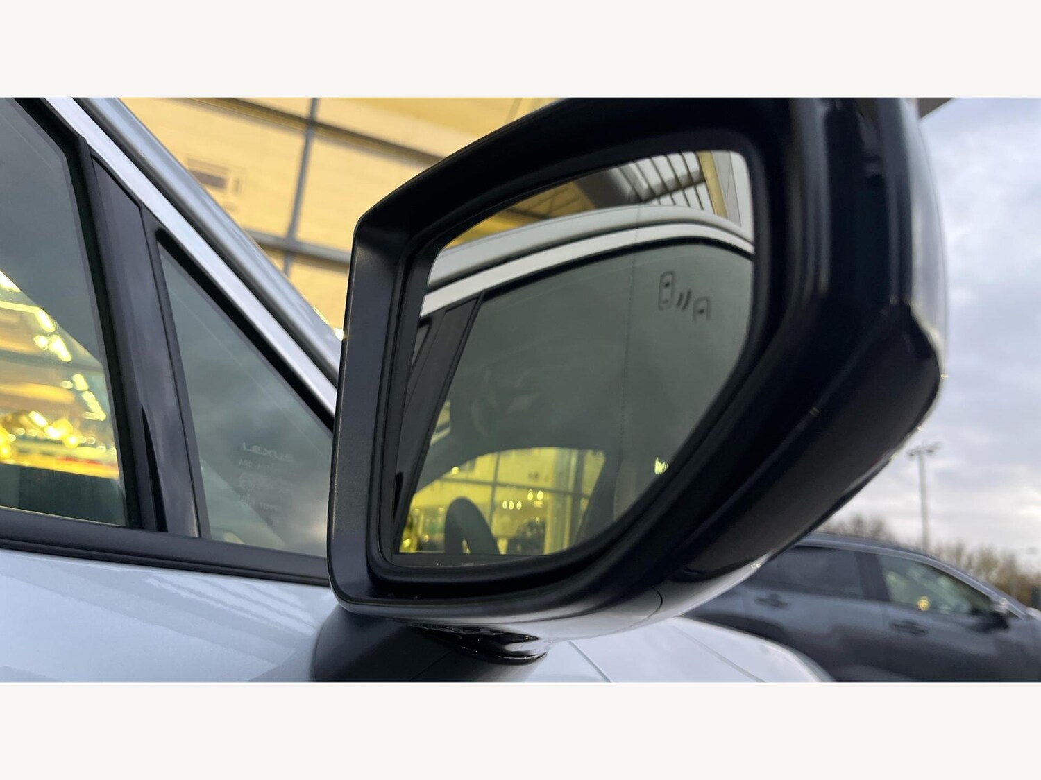 Used Lexus LBX 2024 for sale - 76802408: Photo 30