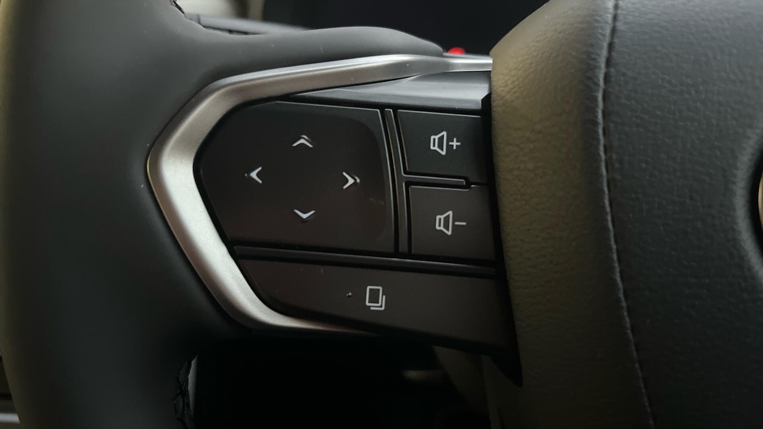 Used Lexus LBX 2024 for sale - 76802408: Photo 34