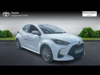 2022 (72) - 1.5 VVT-h Icon Hatchback 5dr Petrol Hybrid E-CVT Euro 6 (s/s) (116 ps)