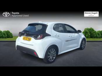 Used Toyota Yaris 2022 for sale - 74699803: Photo