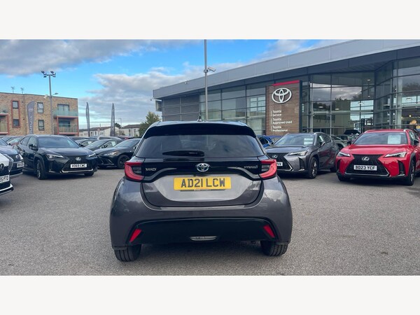 Used Toyota Yaris 2021 for sale - 76307732: Photo 21