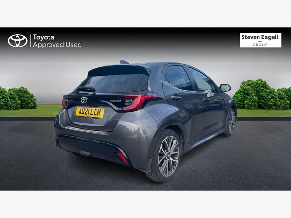 Used Toyota Yaris 2021 for sale - 76307732: Photo 2