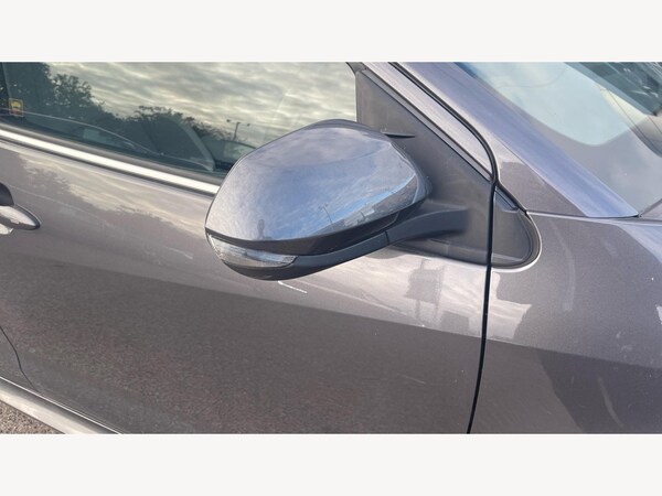 Used Toyota Yaris 2021 for sale - 76307732: Photo 30