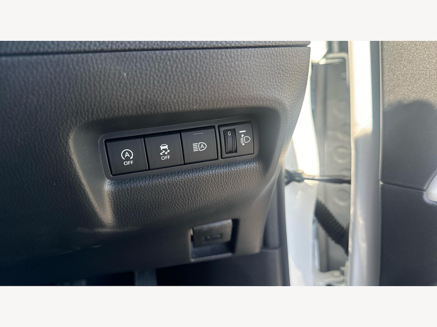 Used Toyota Aygo X for sale - 76702419: Photo 32