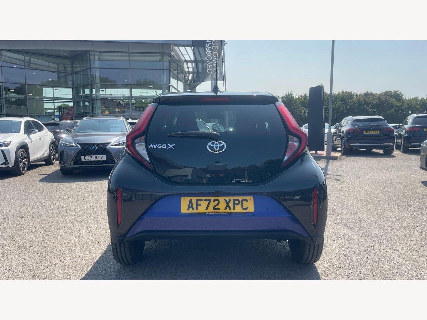 Vehicle 21